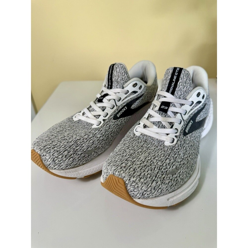Brooks Adrenaline GTS 23 Women’s Size 9.5 B White Black Knit Running Shoes